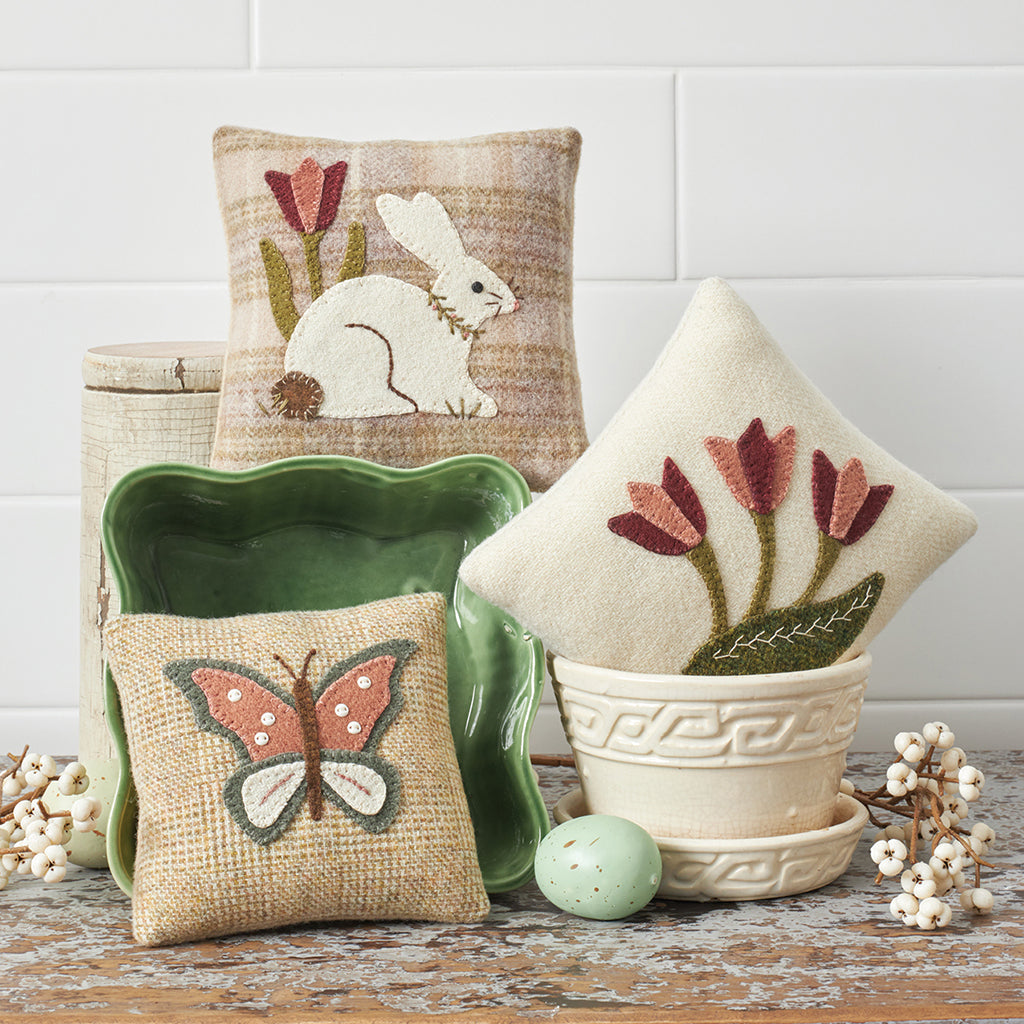 3 Springtime Pillows