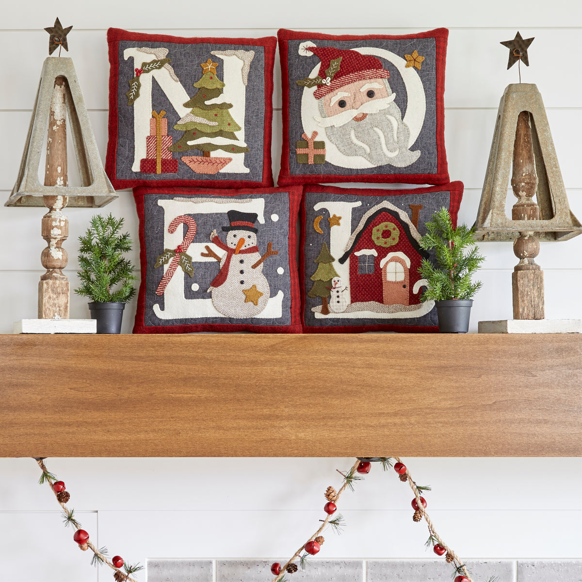 NOEL Pillows Buttermilk Basin